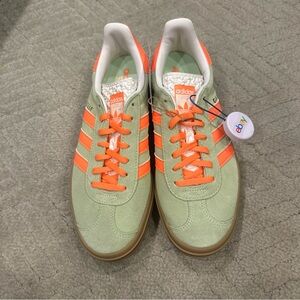 Adidas Gazelle Bold, Women’s size 8